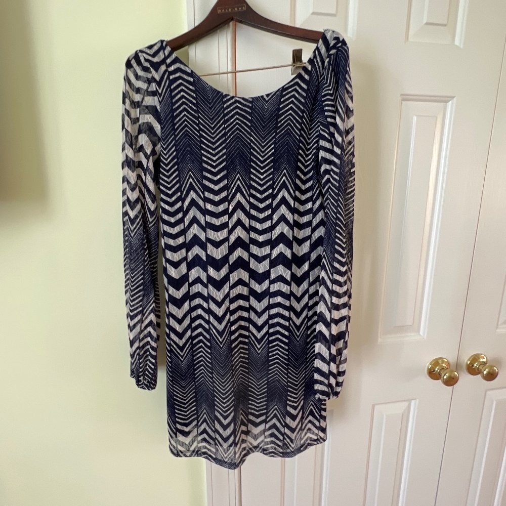 Blue pattern dress